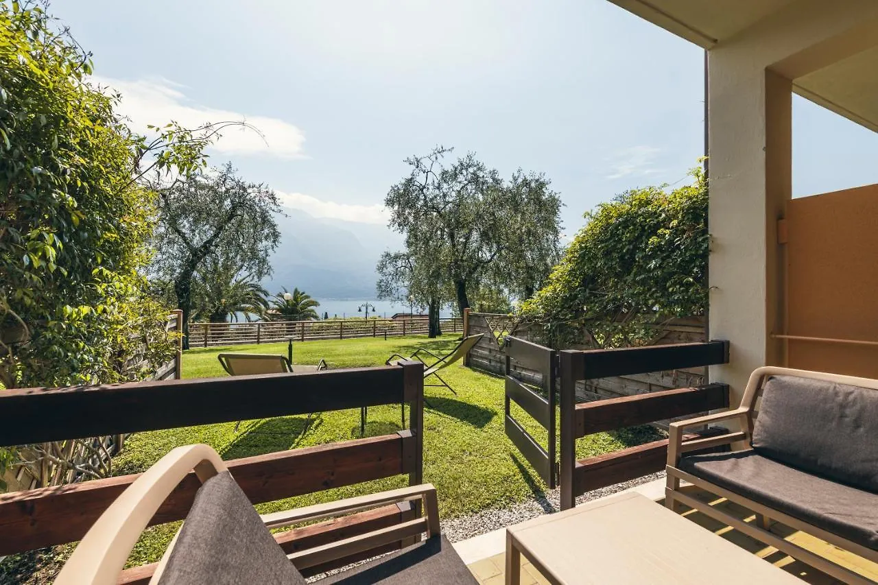 Hotel Caravel Limone sul Garda 4*,  Włochy