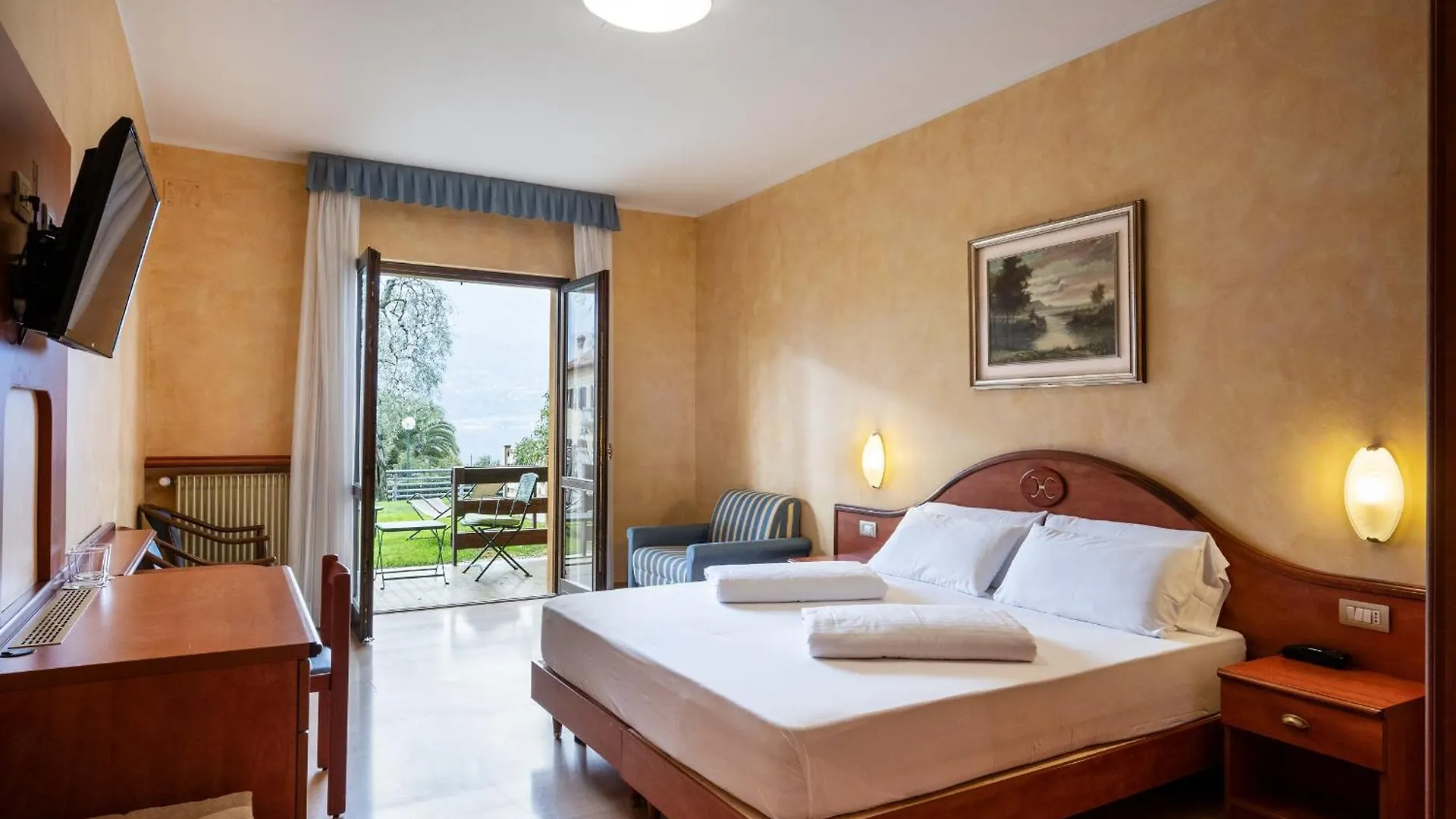Hotel Caravel Limone sul Garda