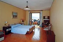 Hotel Caravel Limone sul Garda