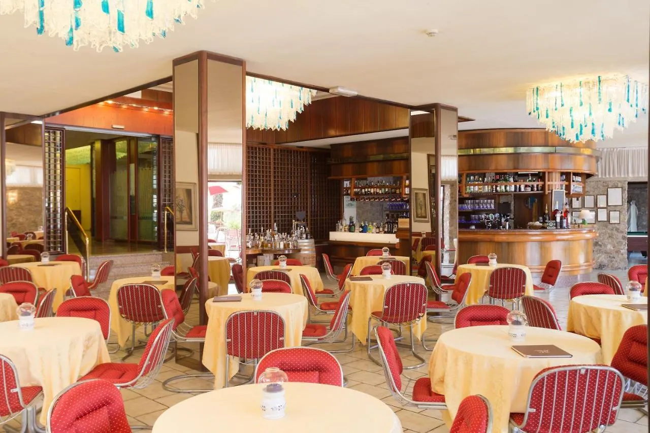 Hotel Caravel Limone sul Garda