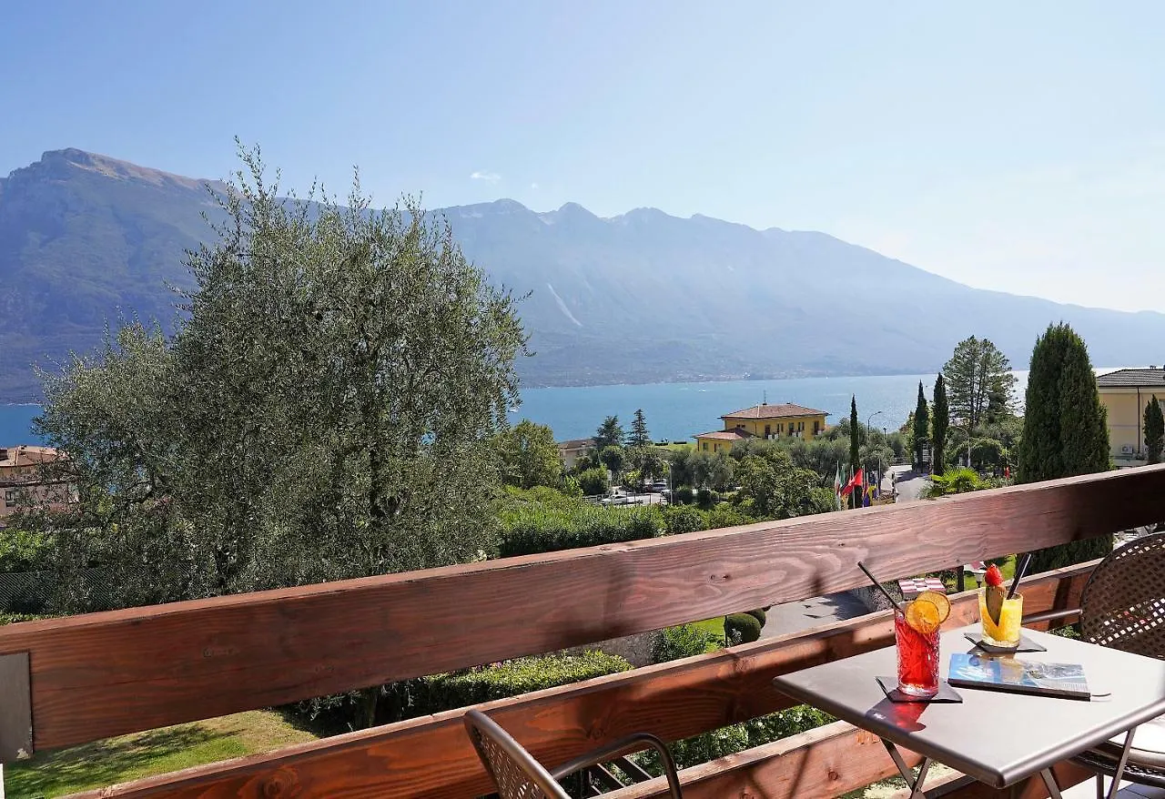 Hotel Caravel Limone sul Garda 4*,  Włochy