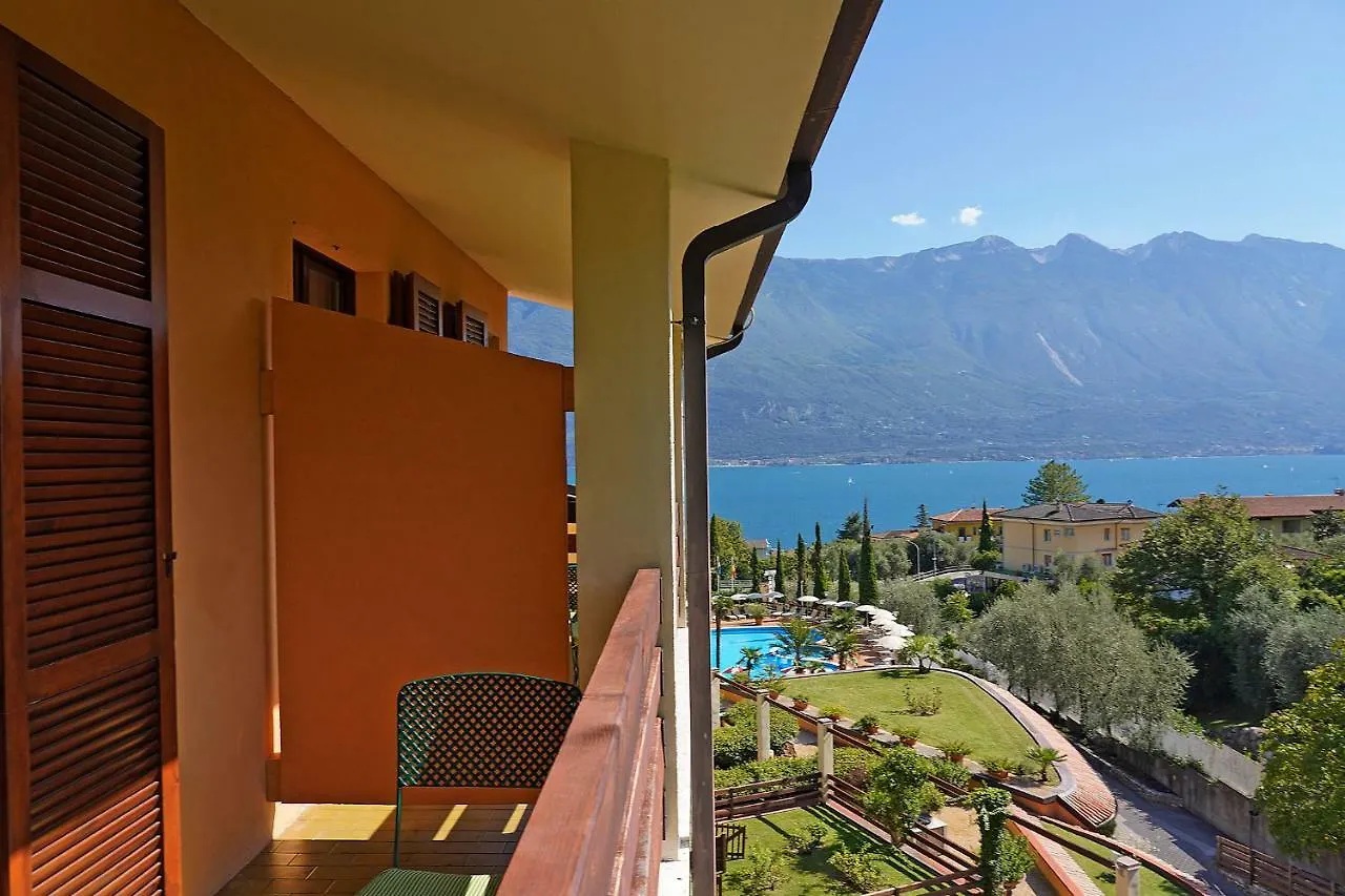 Hotel Caravel Limone sul Garda 4*,  Włochy