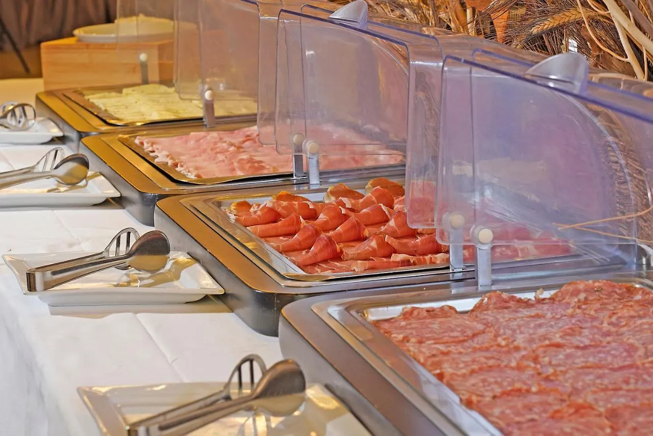 Hotel Caravel Limone sul Garda Włochy
