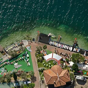 Hotell Surf Pier - Montagnoli Group, Limone sul Garda