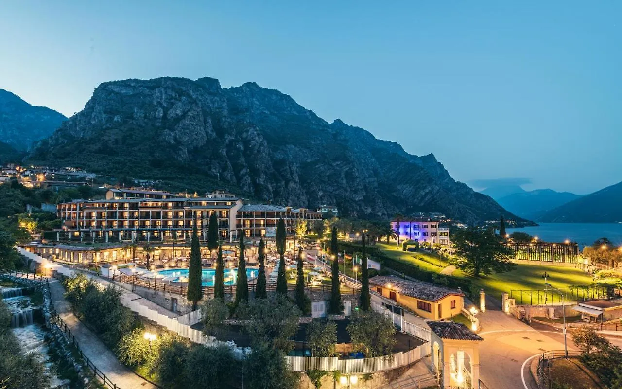 Hotel Caravel Limone sul Garda 4*,  Italy