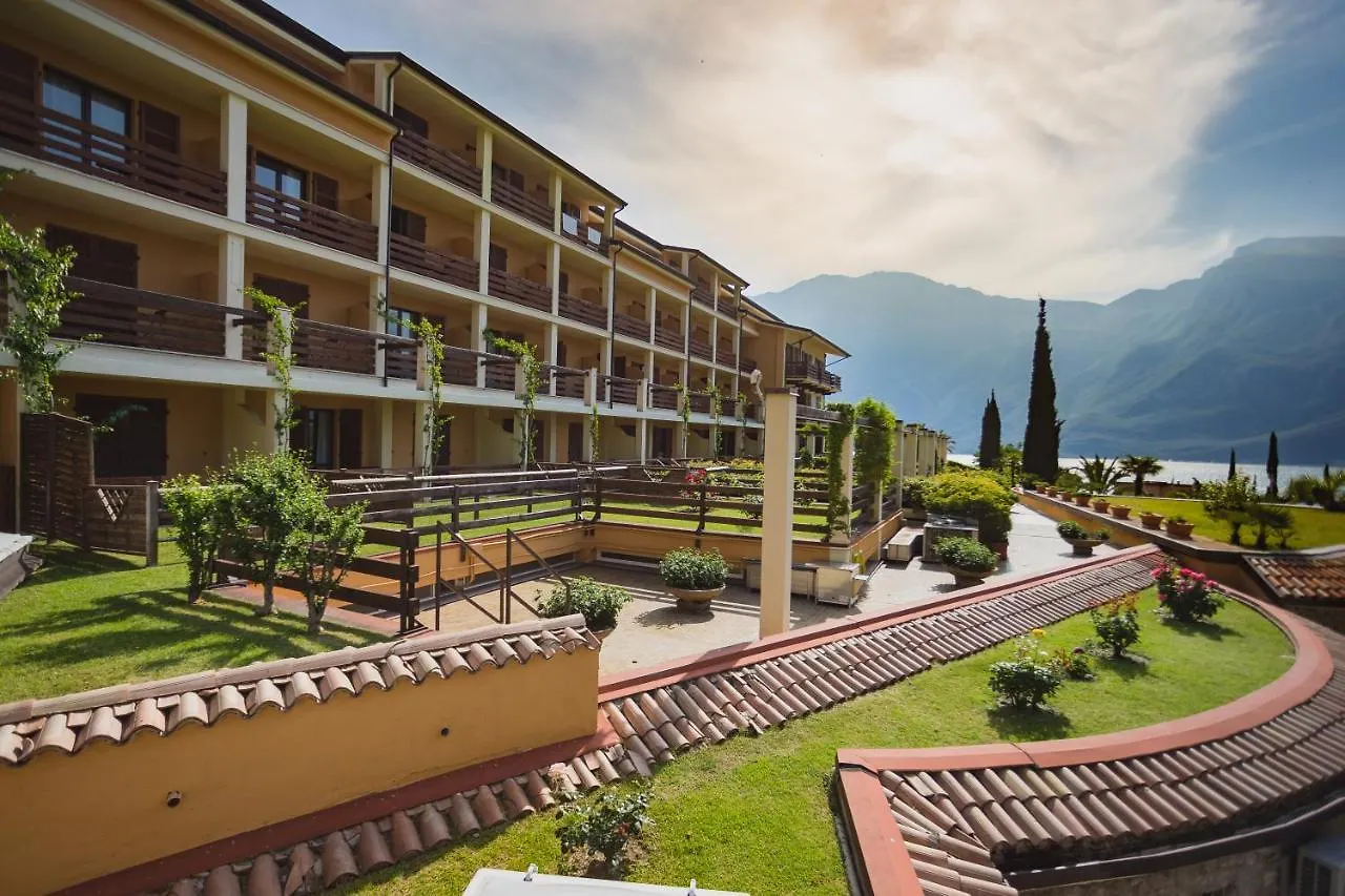 Hotel Caravel Limone sul Garda