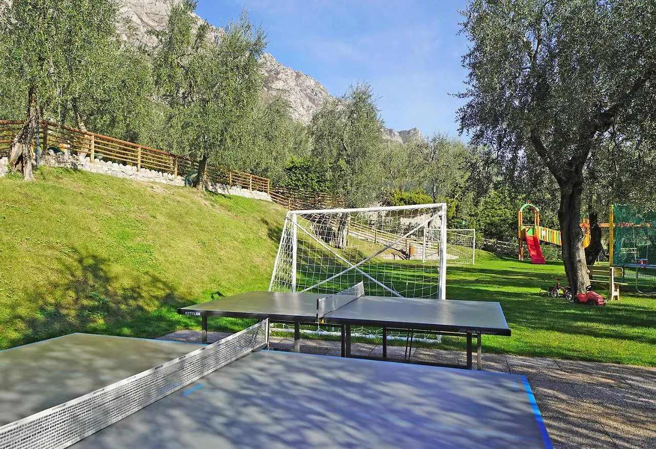 Hotel Caravel Limone sul Garda