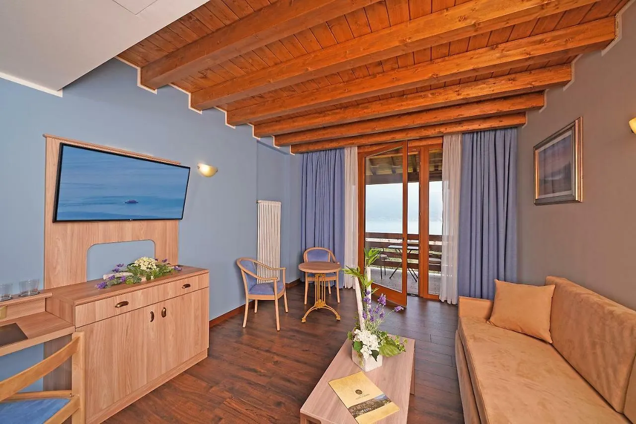 ****  Hotel Caravel Limone sul Garda Italy